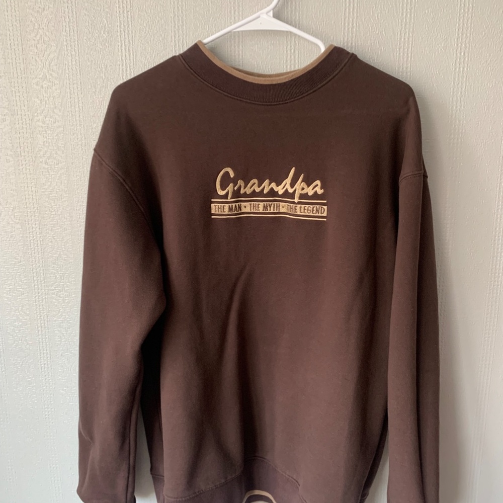 Crewneck - Picture 2 of 9